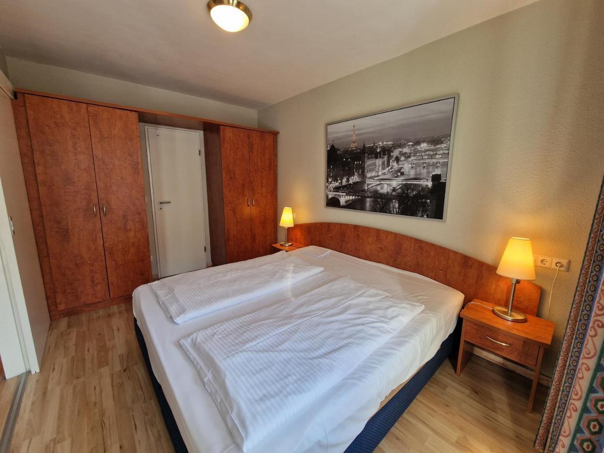 Topdomizil - Apartments "Residenz Prenzelberg" Berlin Luaran gambar