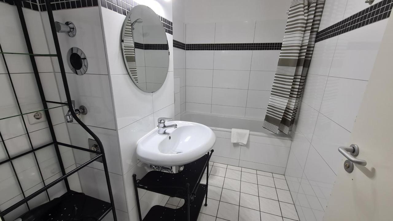 Topdomizil - Apartments "Residenz Prenzelberg" Berlin Luaran gambar